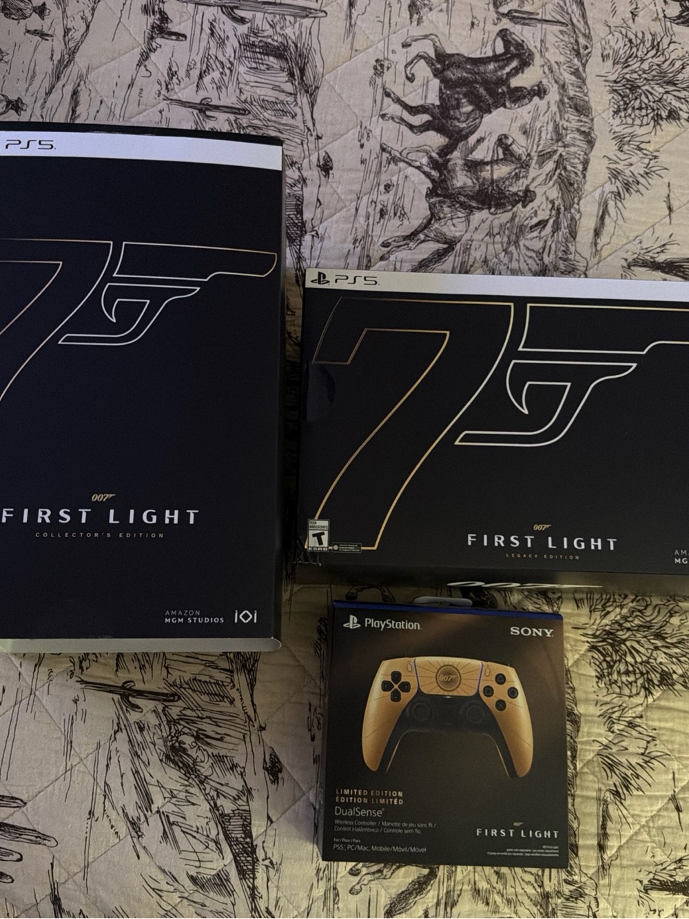 PS5 007 /First Light Legacy & Collectors Editions / Limited Edition Controller